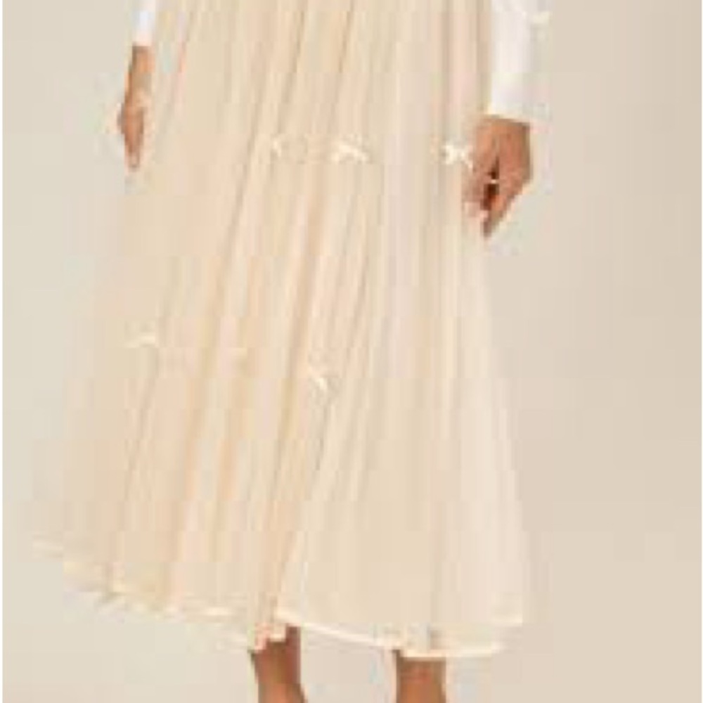 Tullabee Bow Tulle Cream Skirt NWT Small